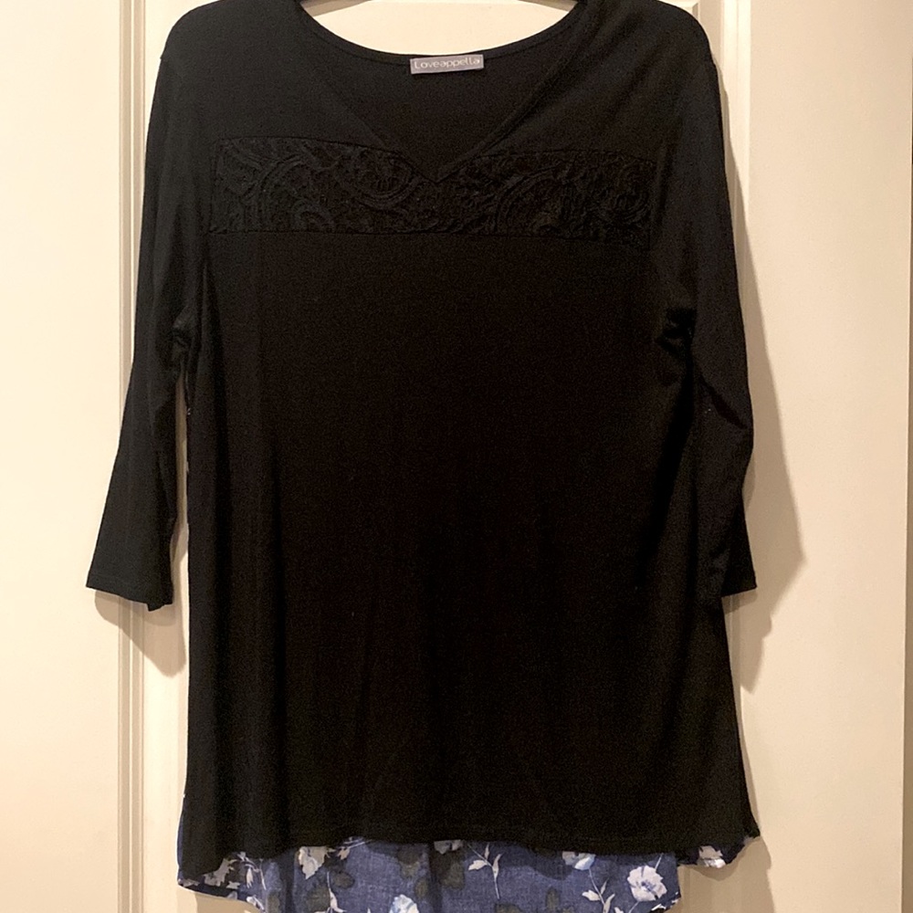 Loveappella 3/4 Sleeve Blouse